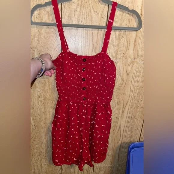 NWOT Hollister Floral Smocked Romper - Picture 3 of 9